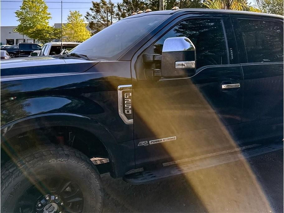 Ford Super Duty F-250 SRW XLT 4WD Crew Cab 6.75' Box 2021