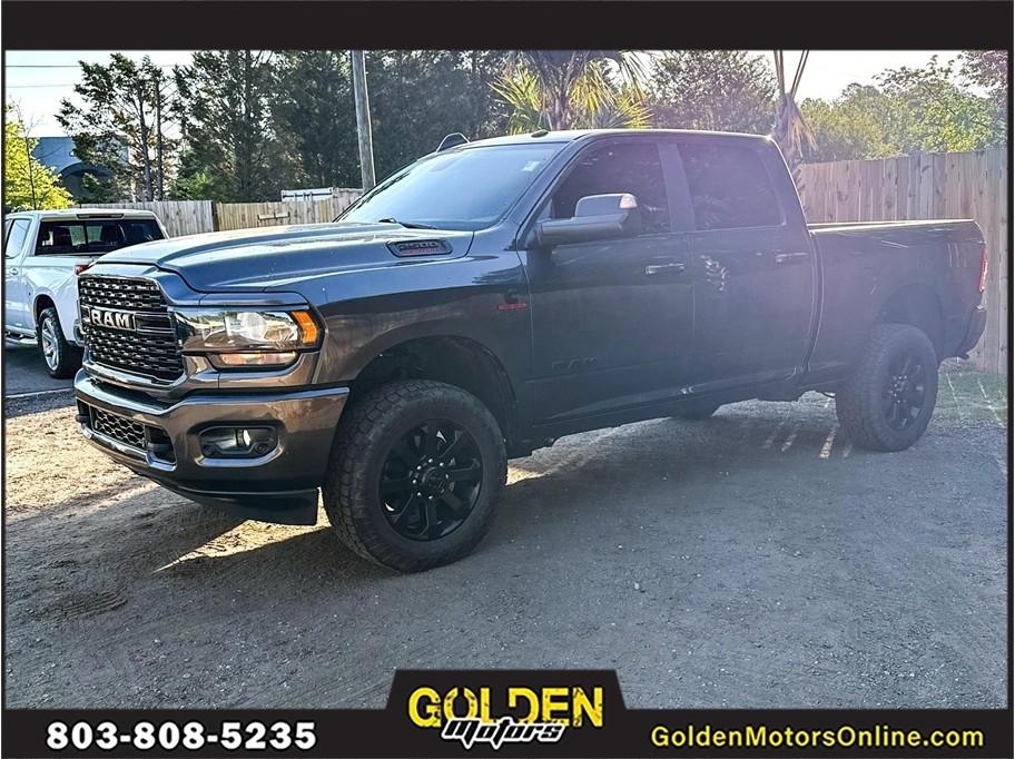 RAM 2500 Big Horn 4x4 Crew Cab 6'4" Box 2022