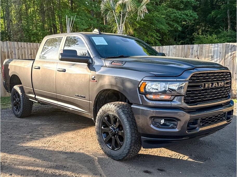 RAM 2500 Big Horn 4x4 Crew Cab 6'4" Box 2022