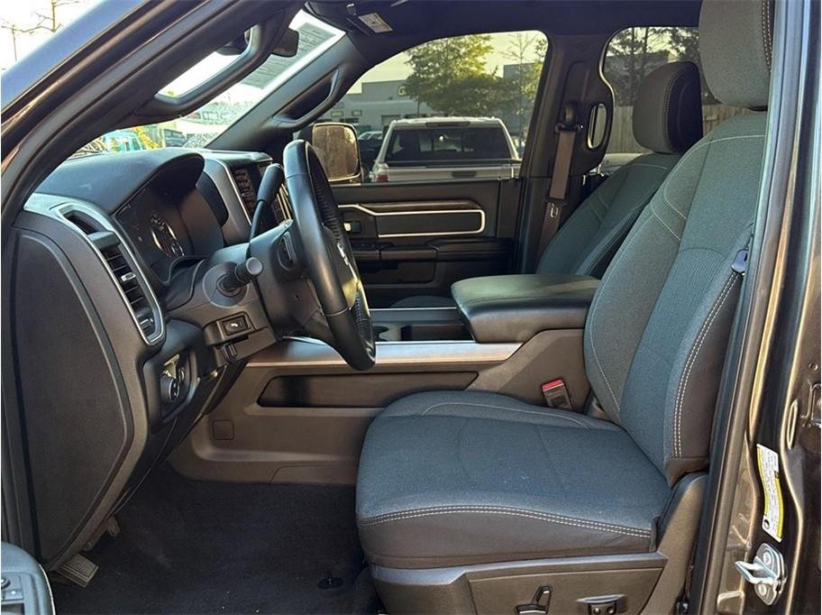 RAM 2500 Big Horn 4x4 Crew Cab 6'4" Box 2022