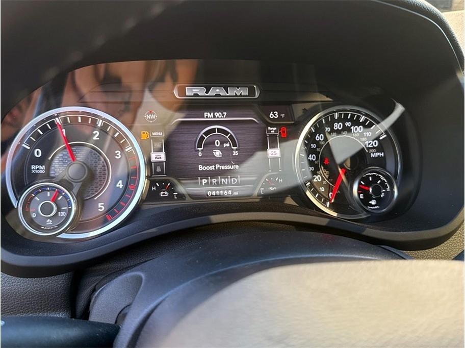 RAM 2500 Big Horn 4x4 Crew Cab 6'4" Box 2022