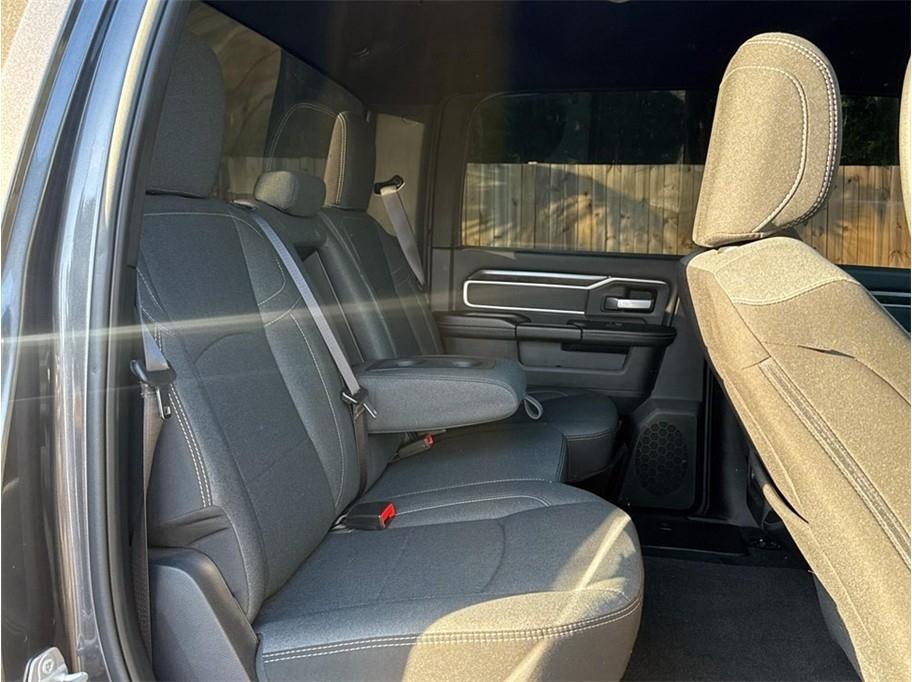 RAM 2500 Big Horn 4x4 Crew Cab 6'4" Box 2022