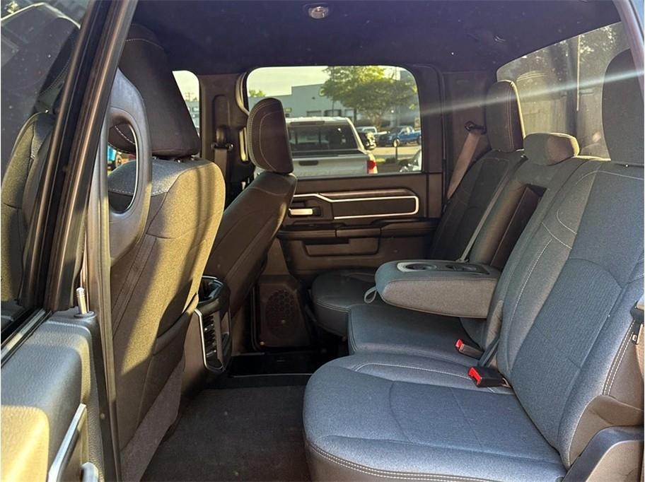 RAM 2500 Big Horn 4x4 Crew Cab 6'4" Box 2022