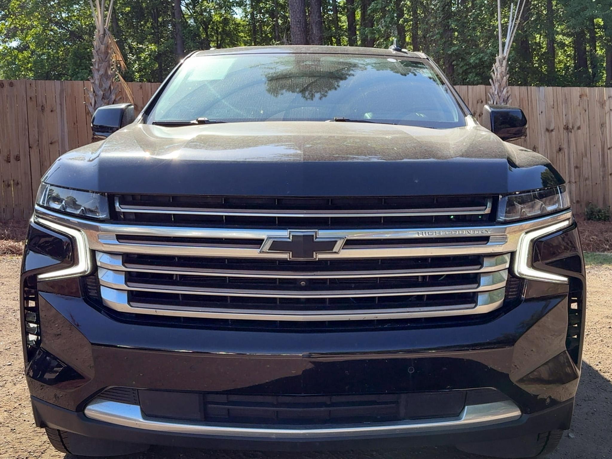 Chevrolet Suburban  2021