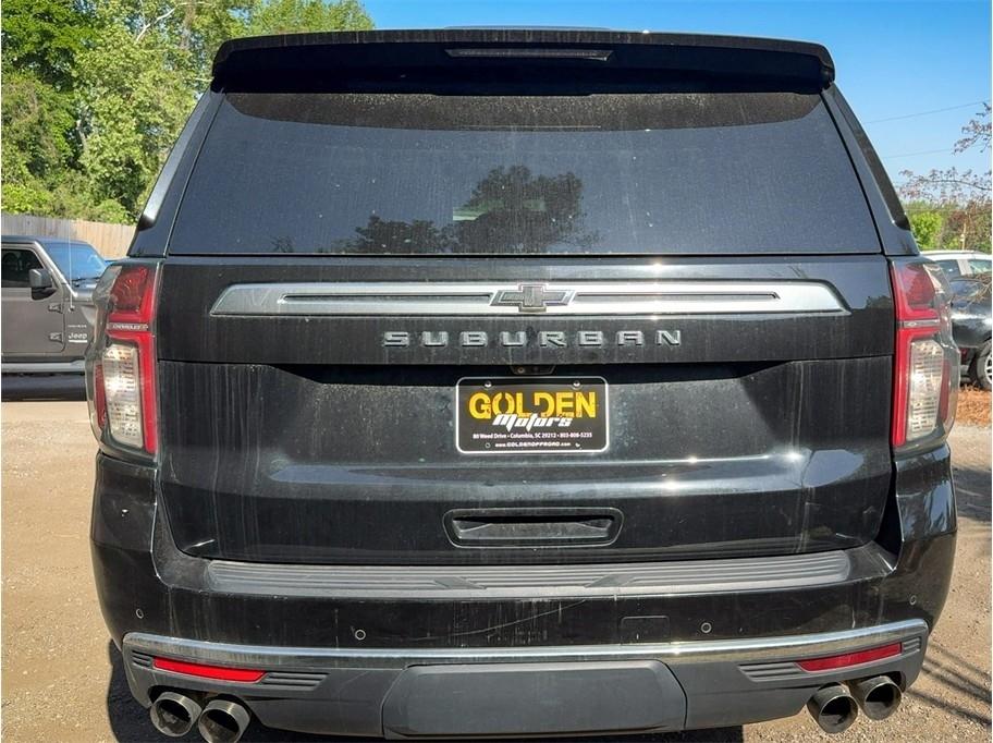 Chevrolet Suburban  2021