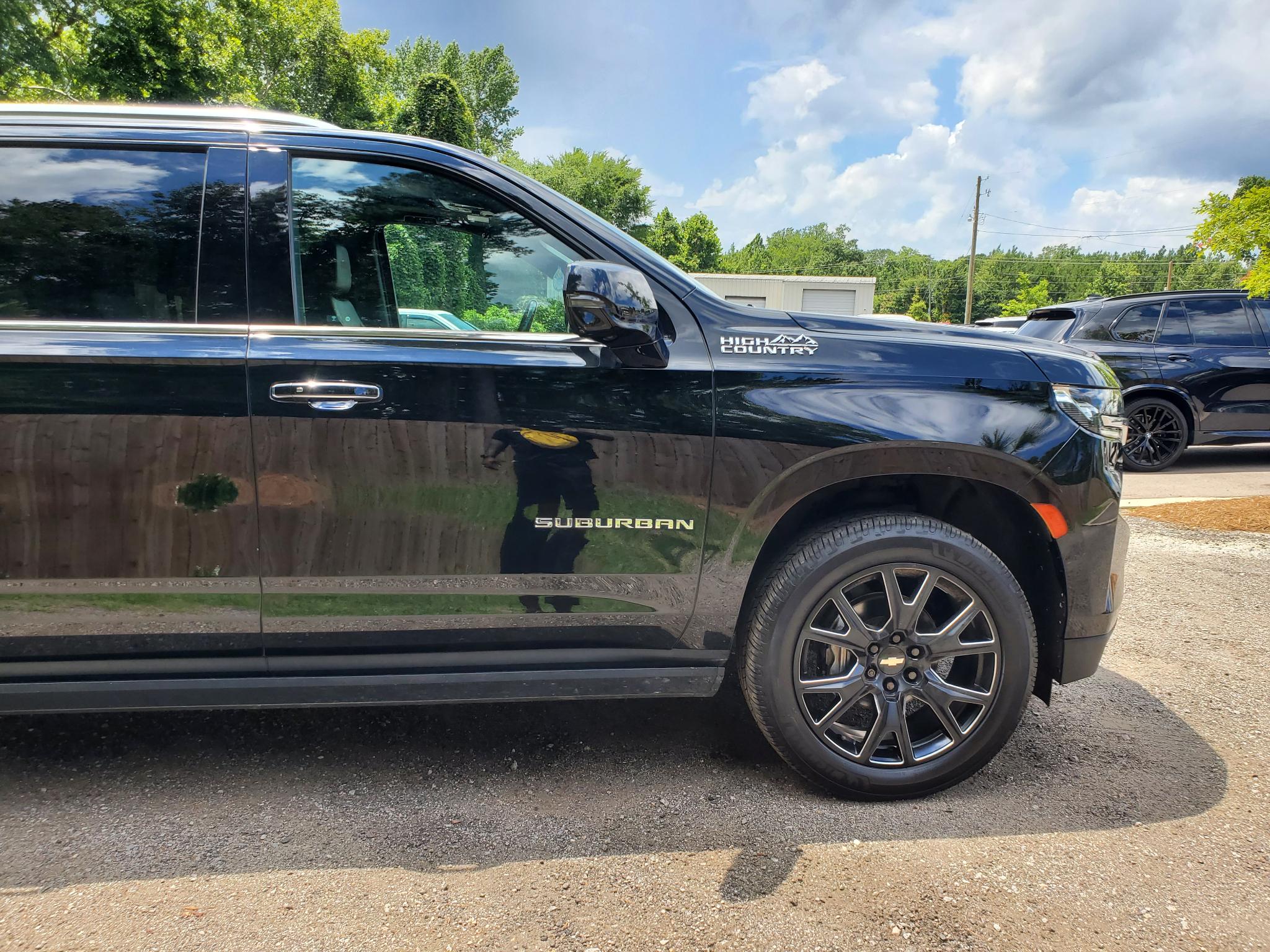 Chevrolet Suburban  2021