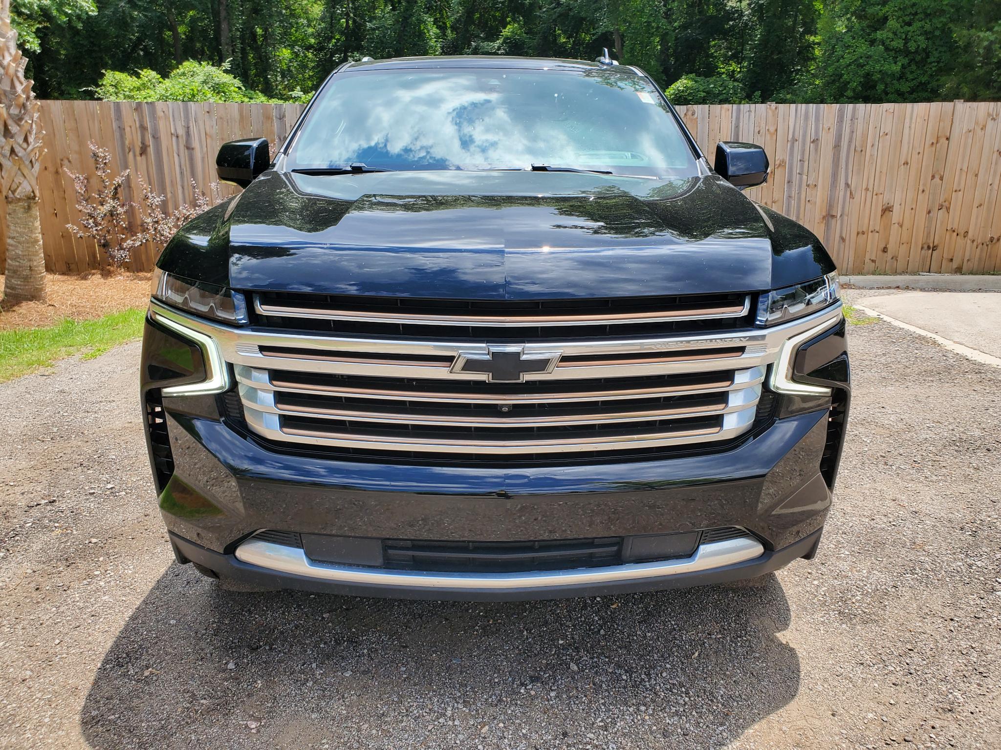 Chevrolet Suburban  2021
