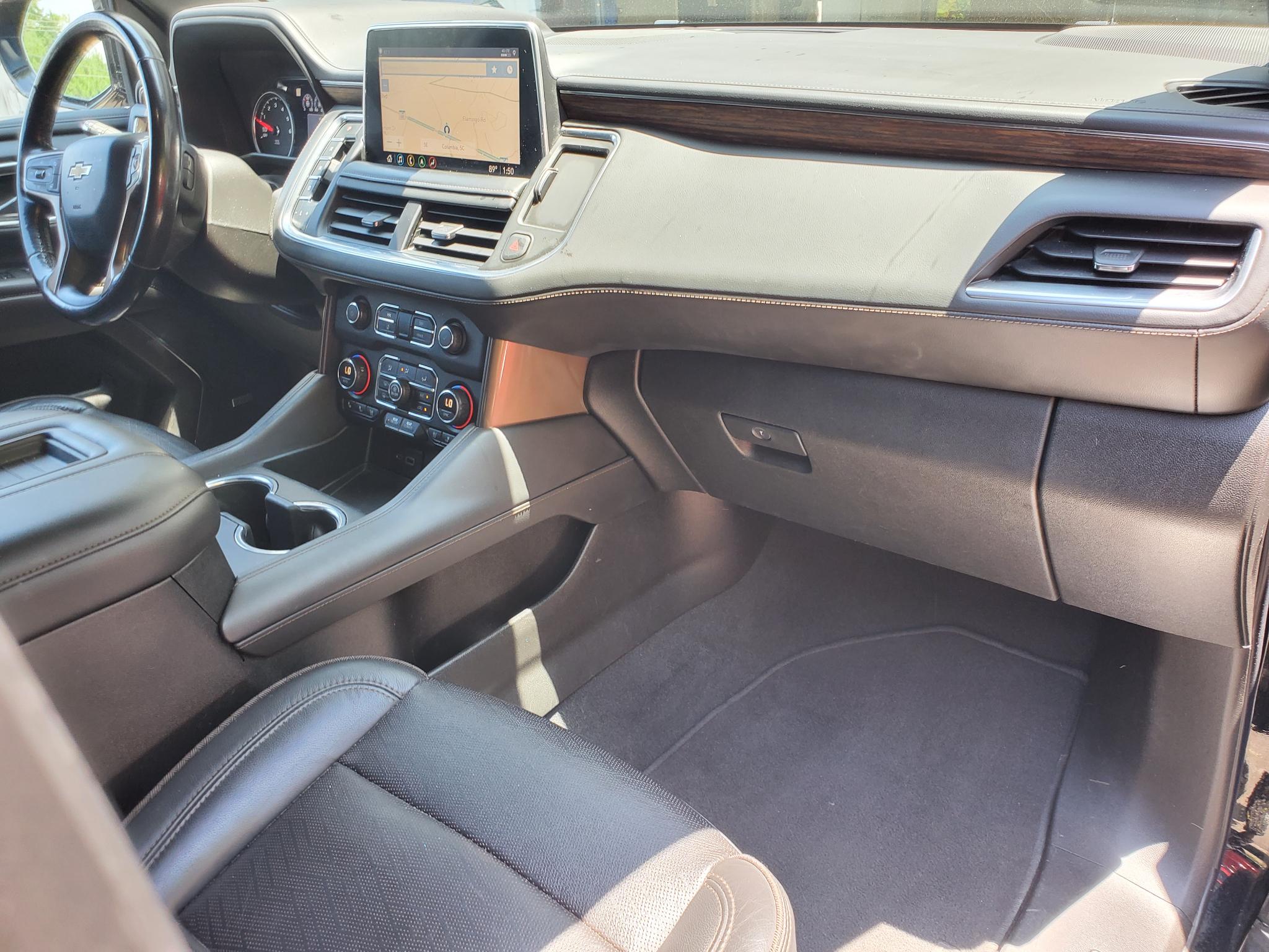 Chevrolet Suburban  2021