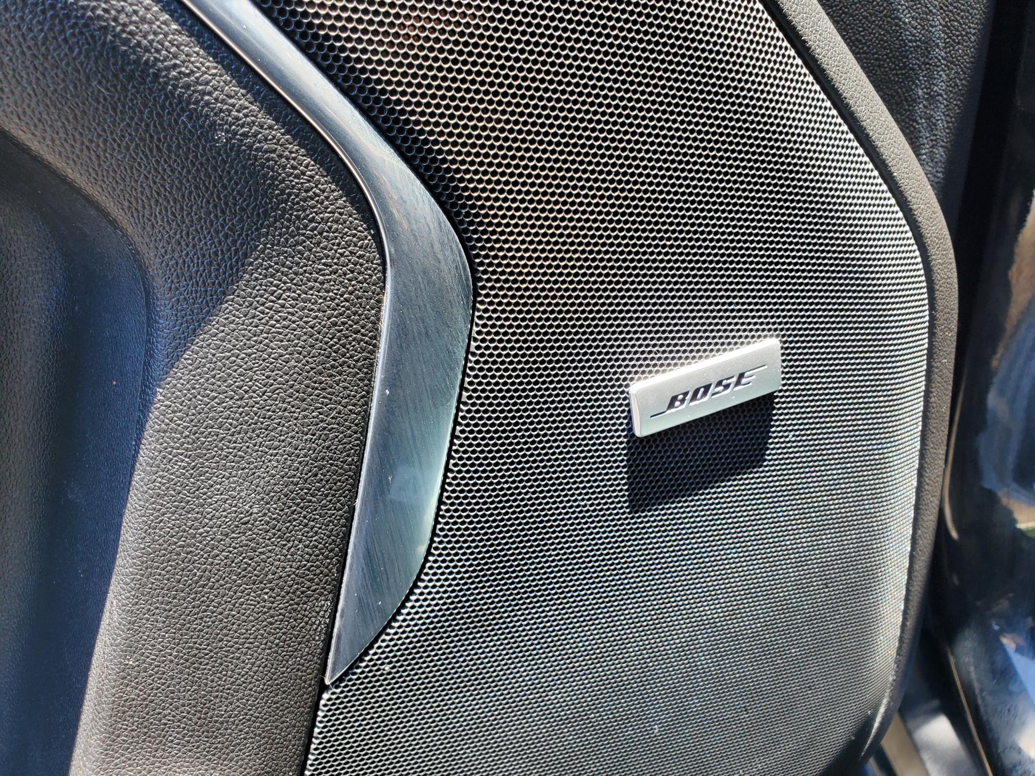 Chevrolet Suburban  2021