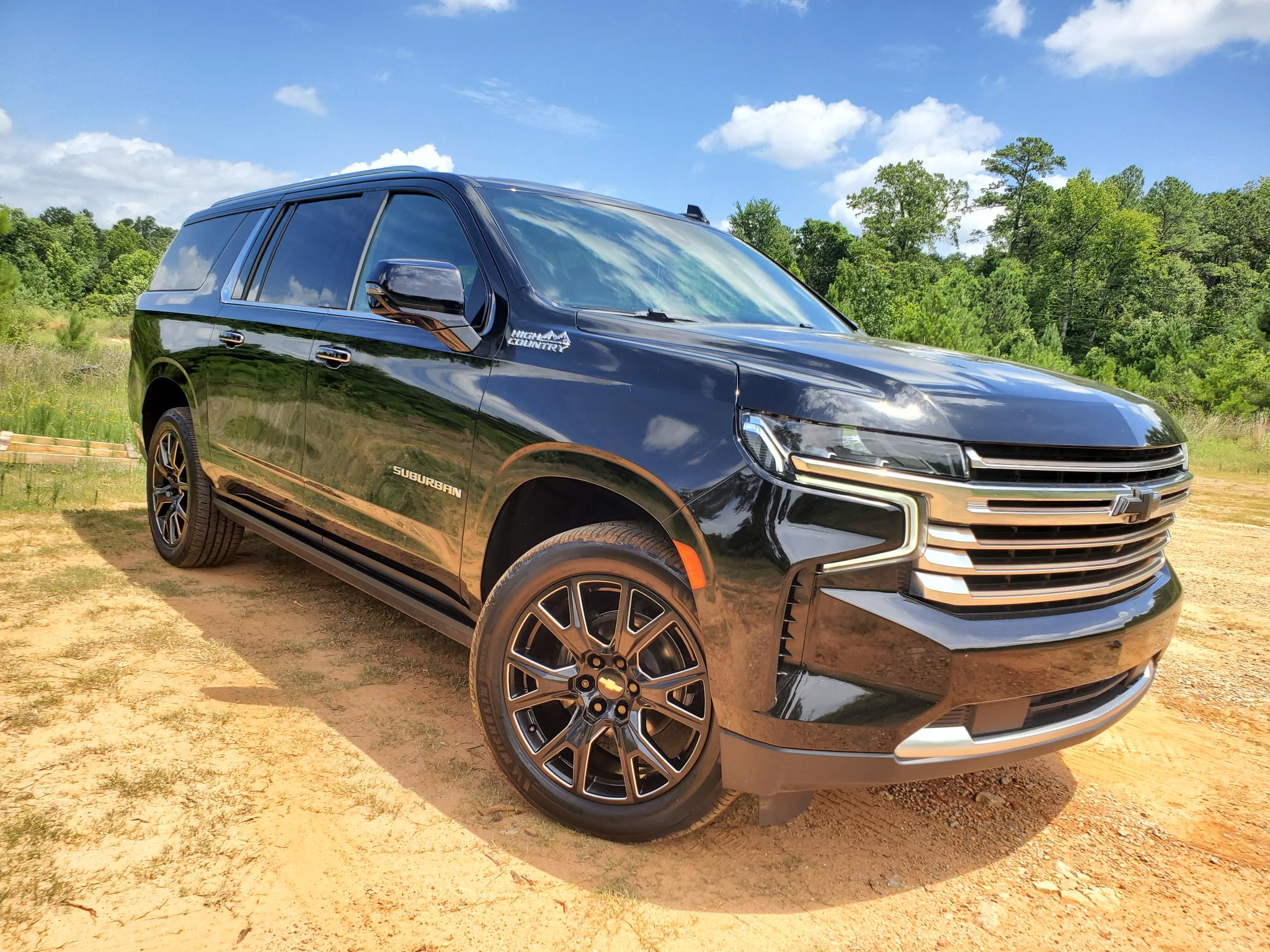 Chevrolet Suburban  2021