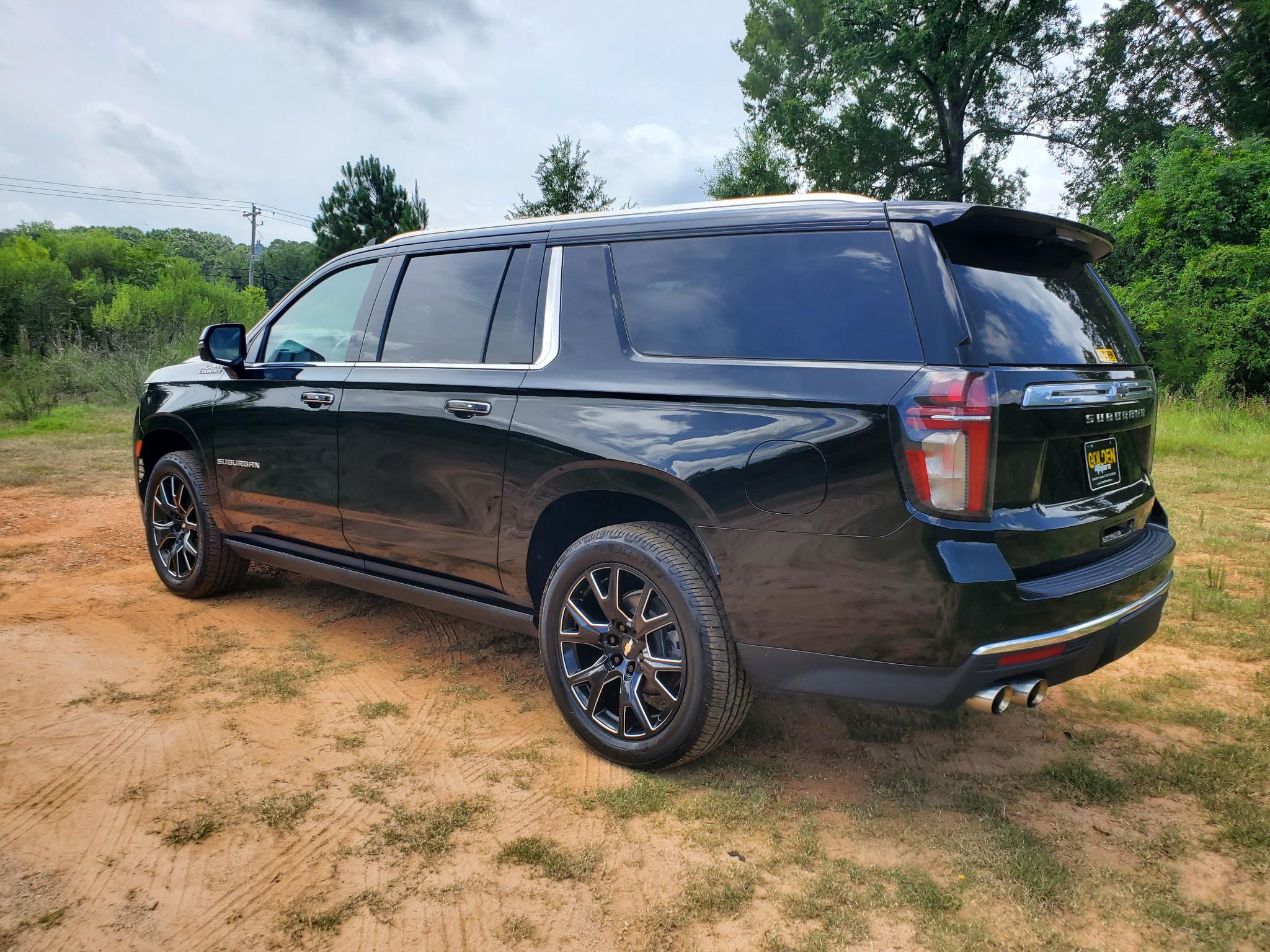 Chevrolet Suburban  2021