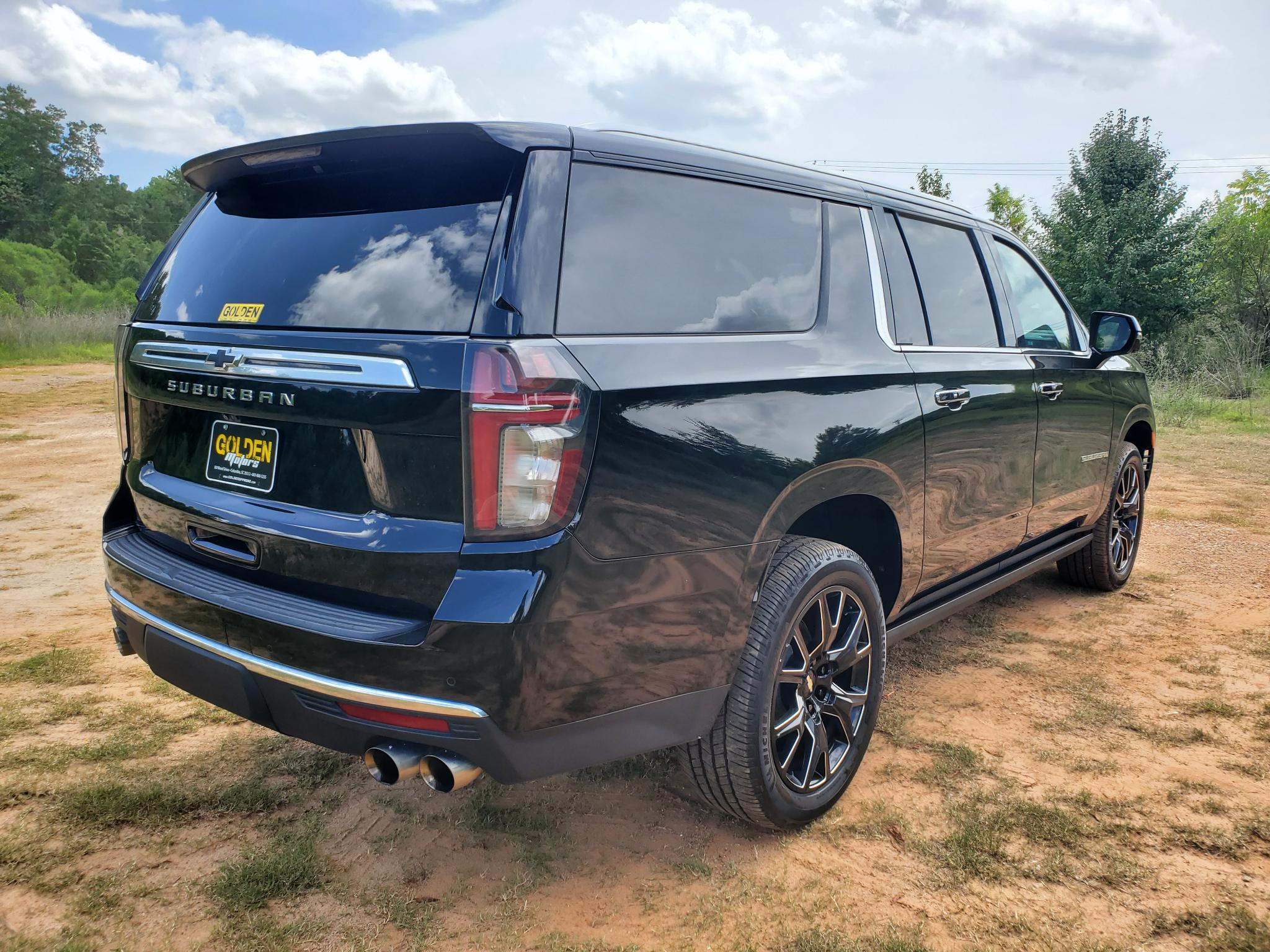 Chevrolet Suburban  2021