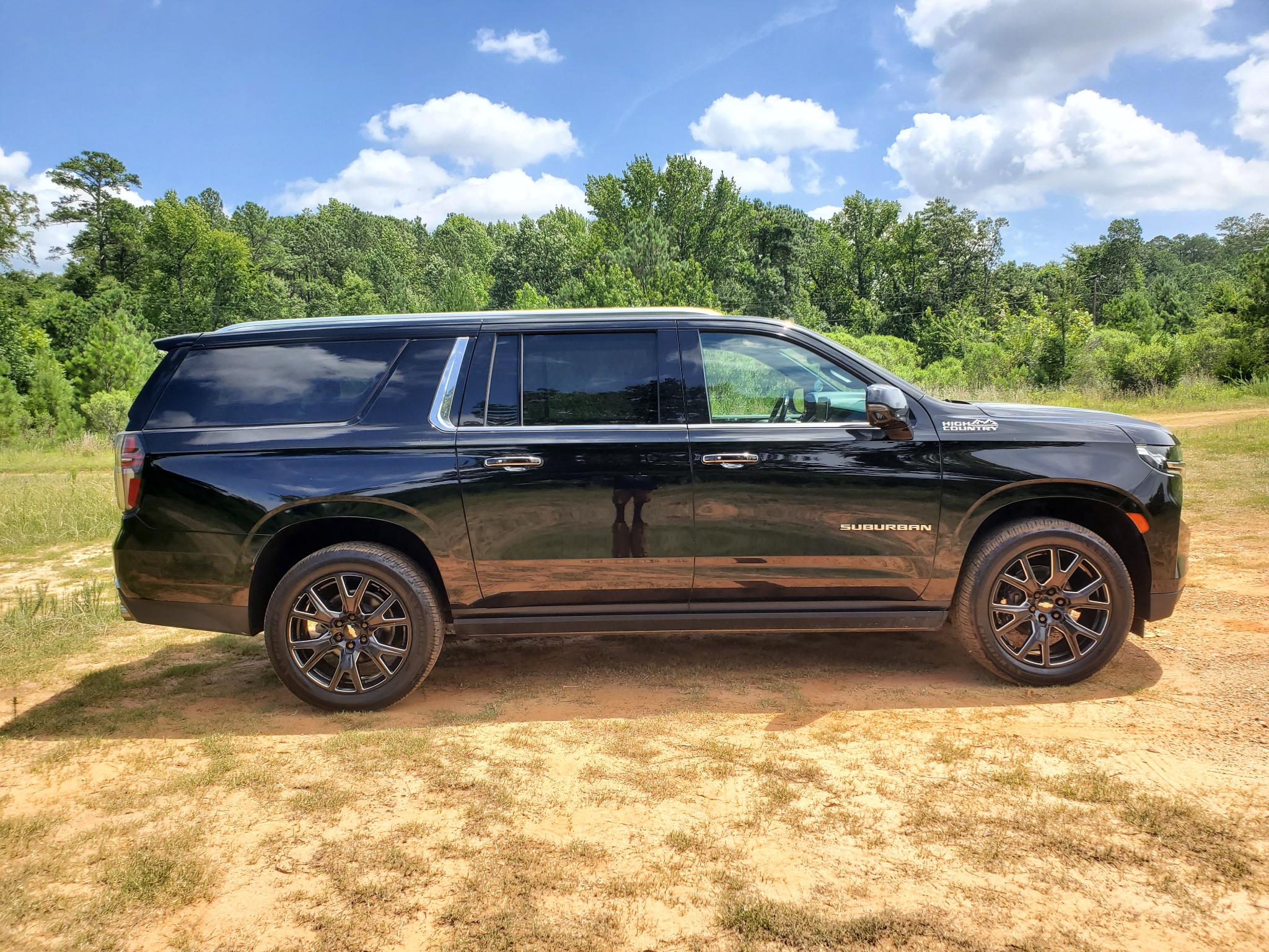 Chevrolet Suburban  2021