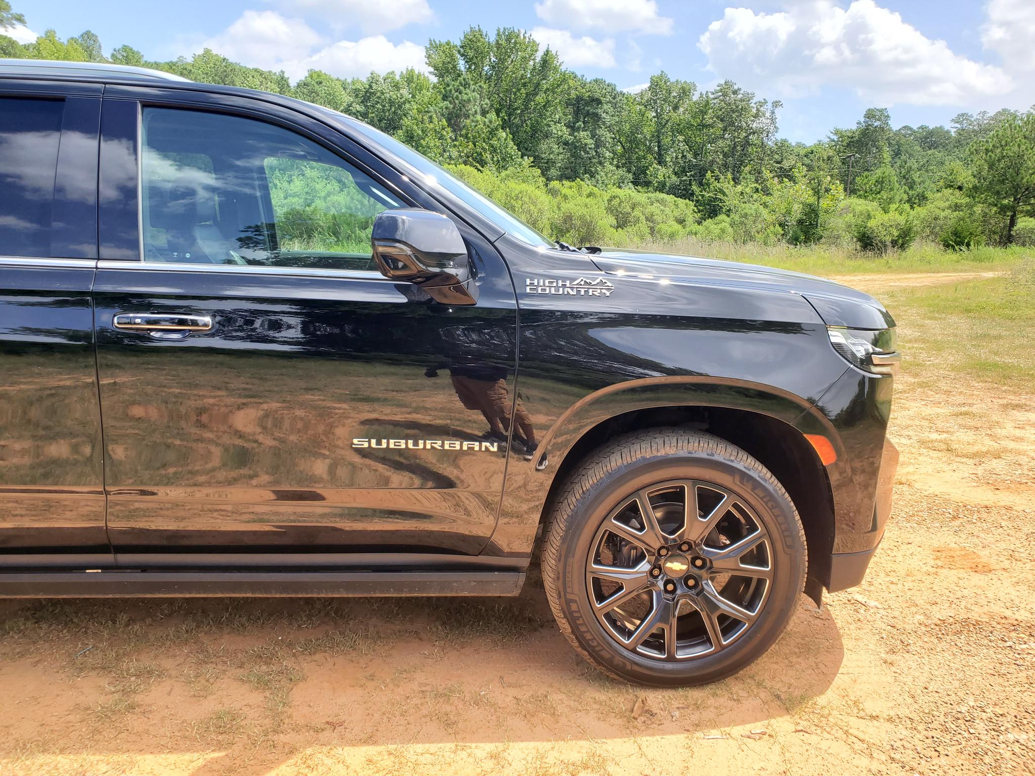 Chevrolet Suburban  2021