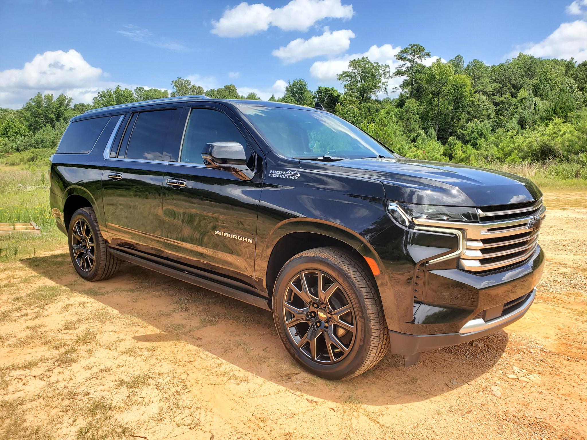 Chevrolet Suburban  2021