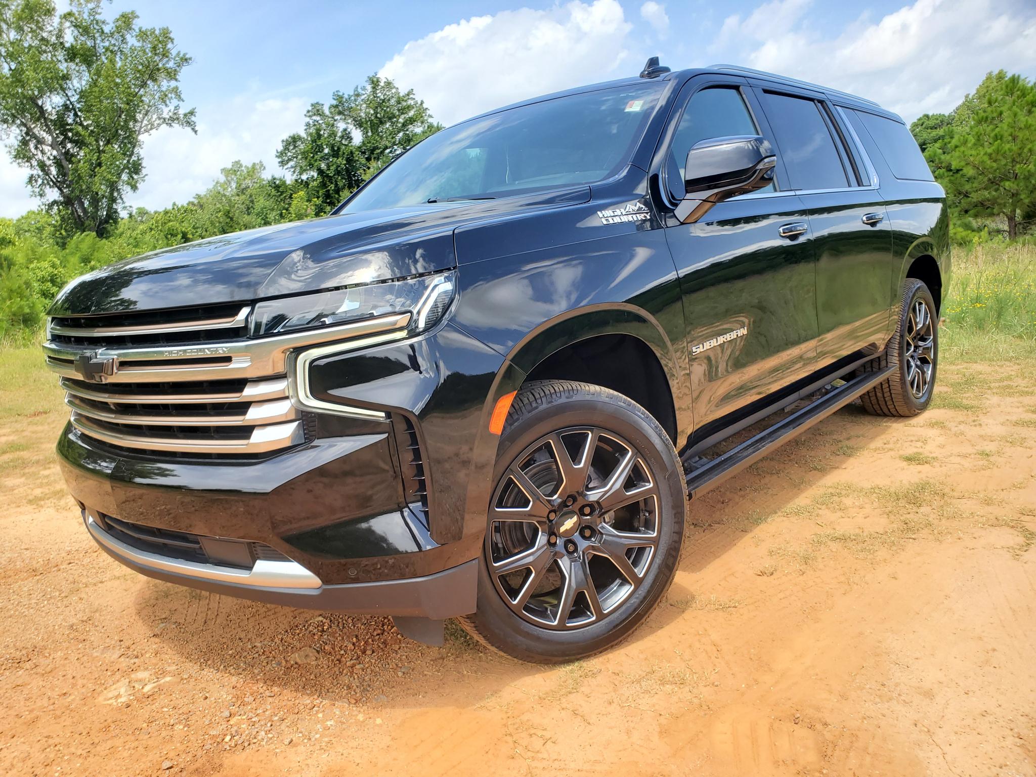 Chevrolet Suburban  2021