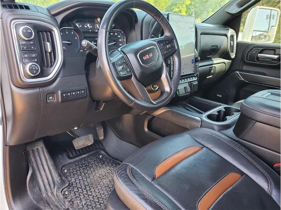 GMC Sierra 2500HD 4WD Crew Cab 159" AT4 2022
