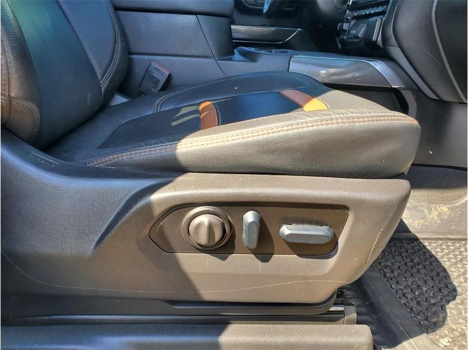 GMC Sierra 2500HD 4WD Crew Cab 159" AT4 2022