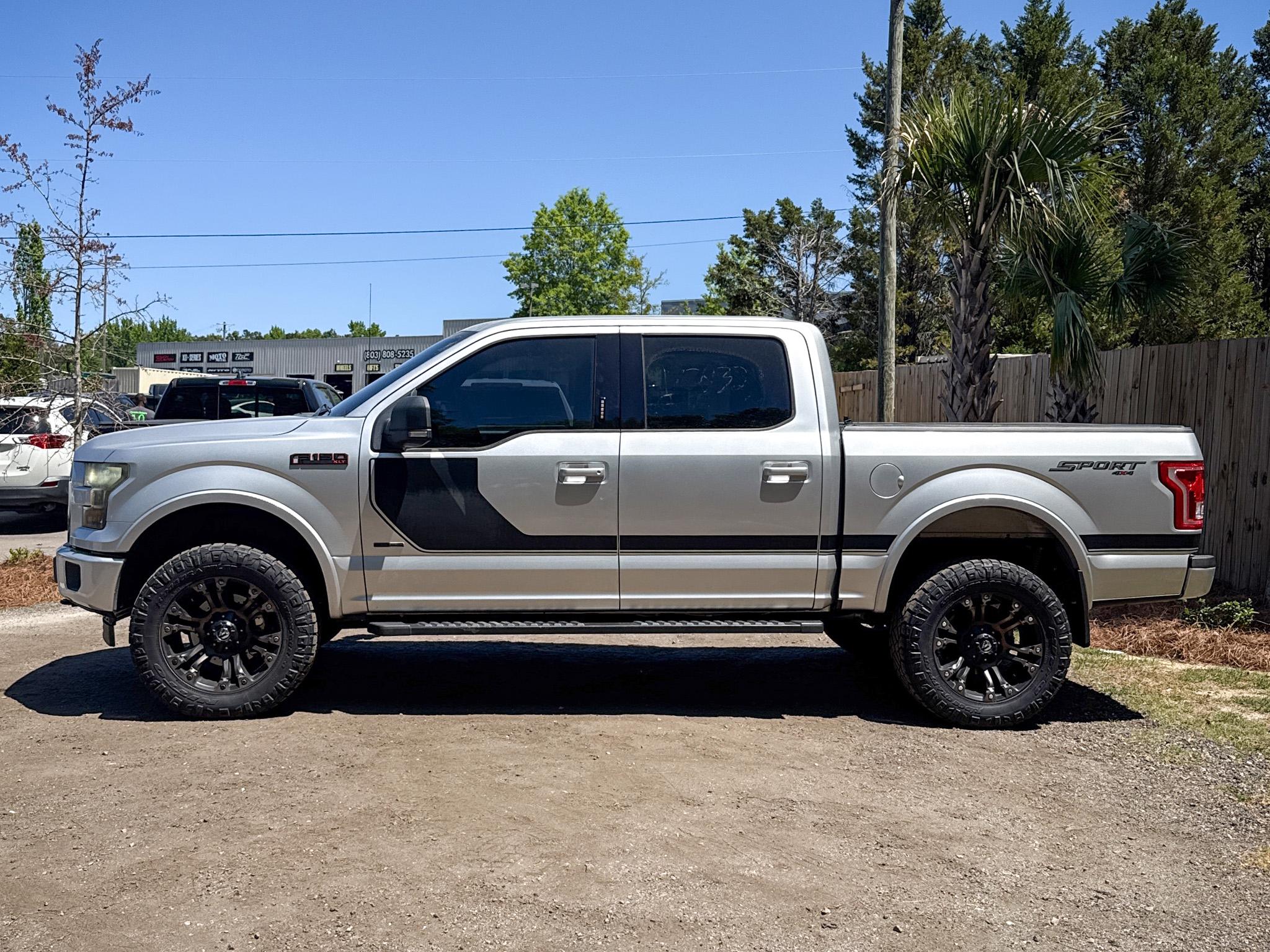 Ford F-150 XLT 4WD SuperCrew 5.5' Box 2017