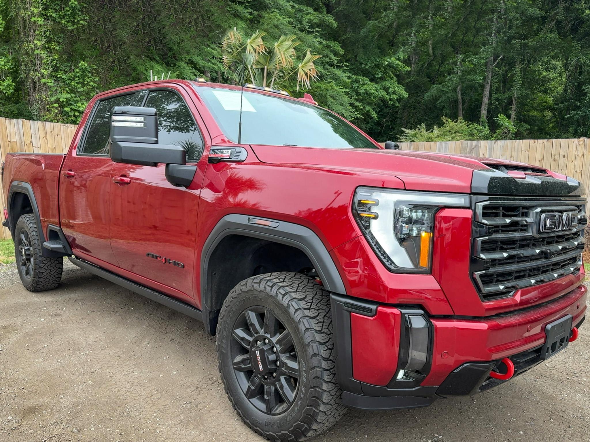 GMC Sierra 2500HD 4WD Crew Cab 159" AT4 2024
