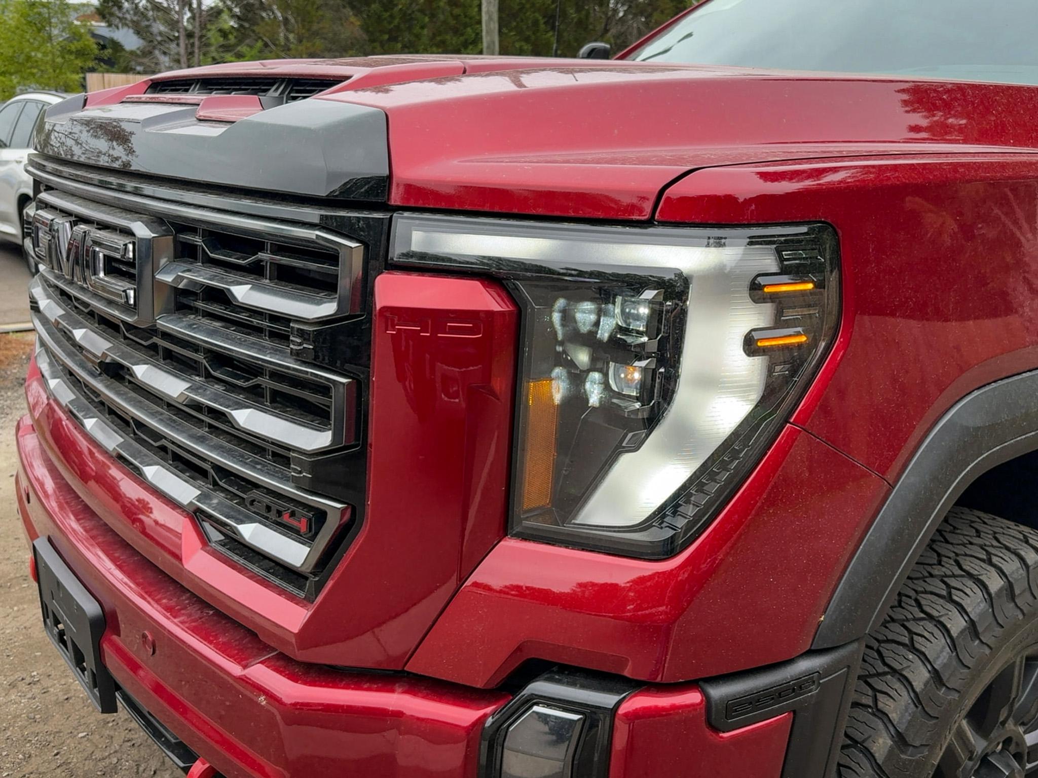 GMC Sierra 2500HD 4WD Crew Cab 159" AT4 2024