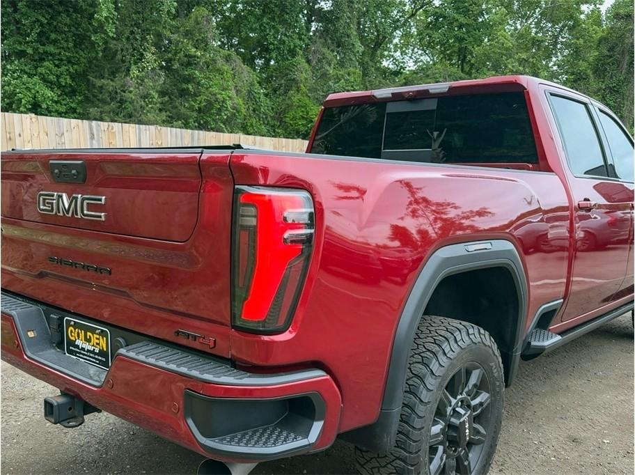 GMC Sierra 2500HD 4WD Crew Cab 159" AT4 2024