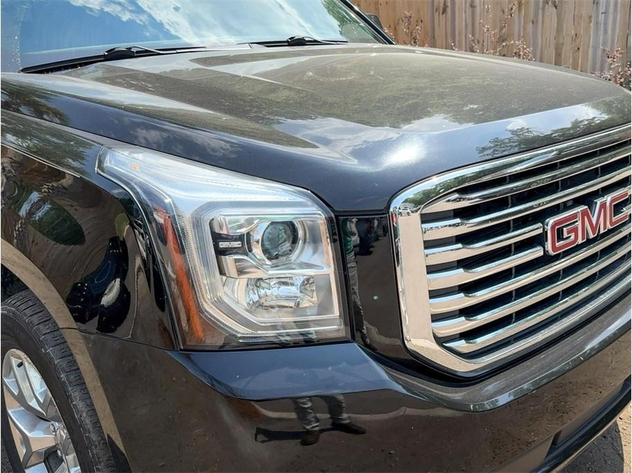GMC Yukon  2017