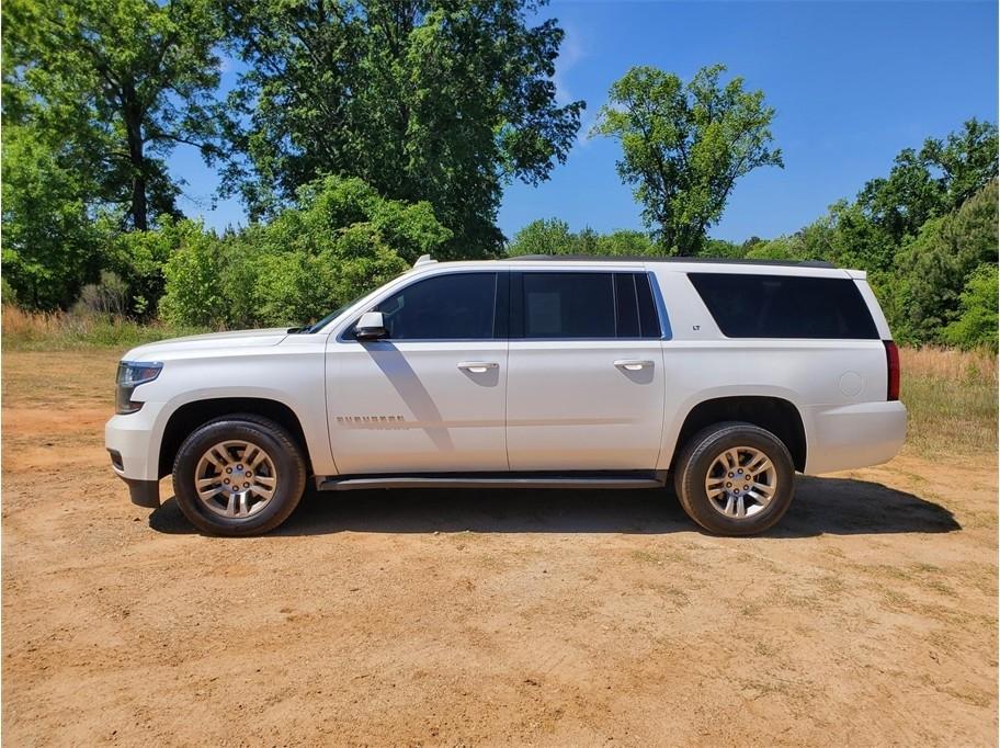 Chevrolet Suburban 2WD 4dr 1500 LT 2017