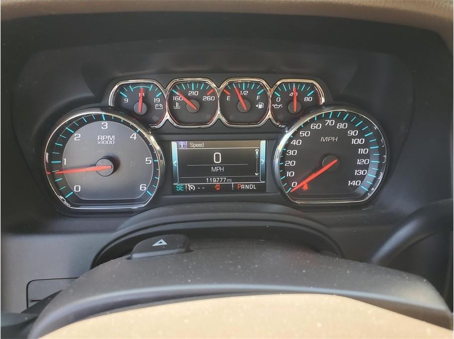 Chevrolet Suburban 2WD 4dr 1500 LT 2017