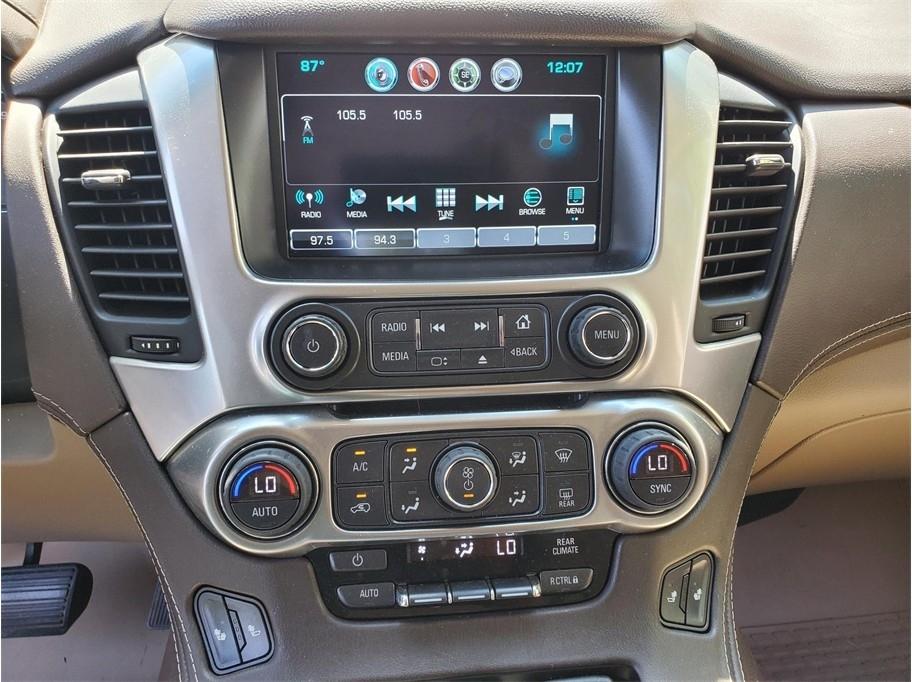 Chevrolet Suburban 2WD 4dr 1500 LT 2017