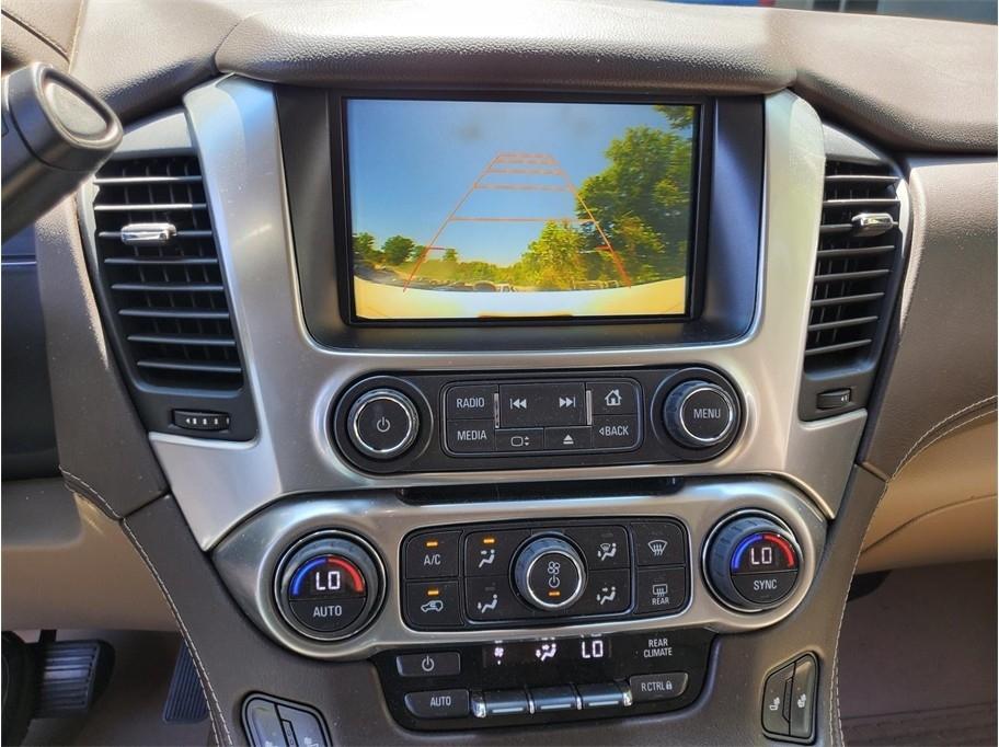 Chevrolet Suburban 2WD 4dr 1500 LT 2017