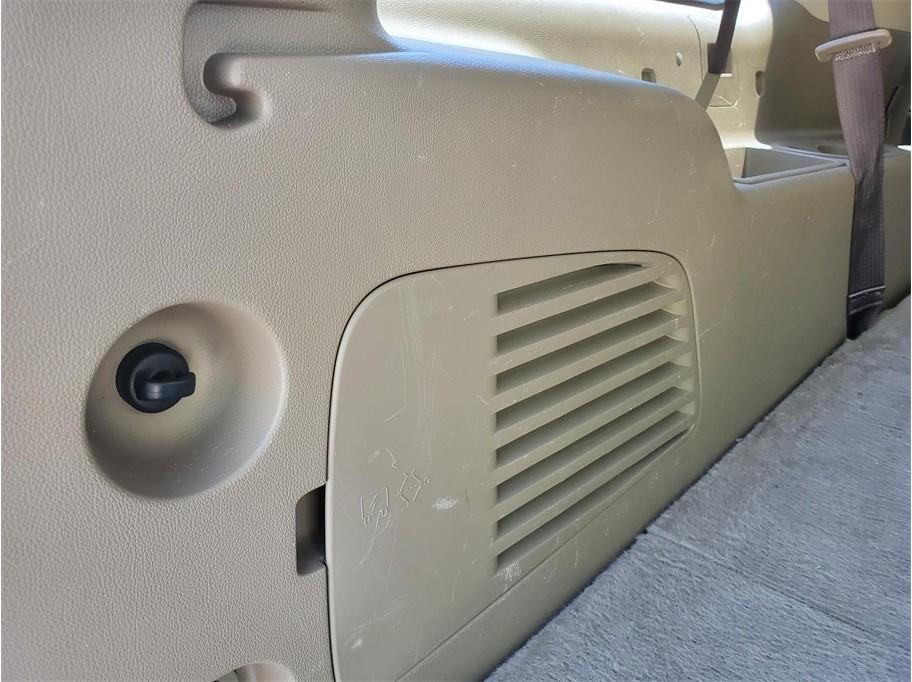 Chevrolet Suburban 2WD 4dr 1500 LT 2017