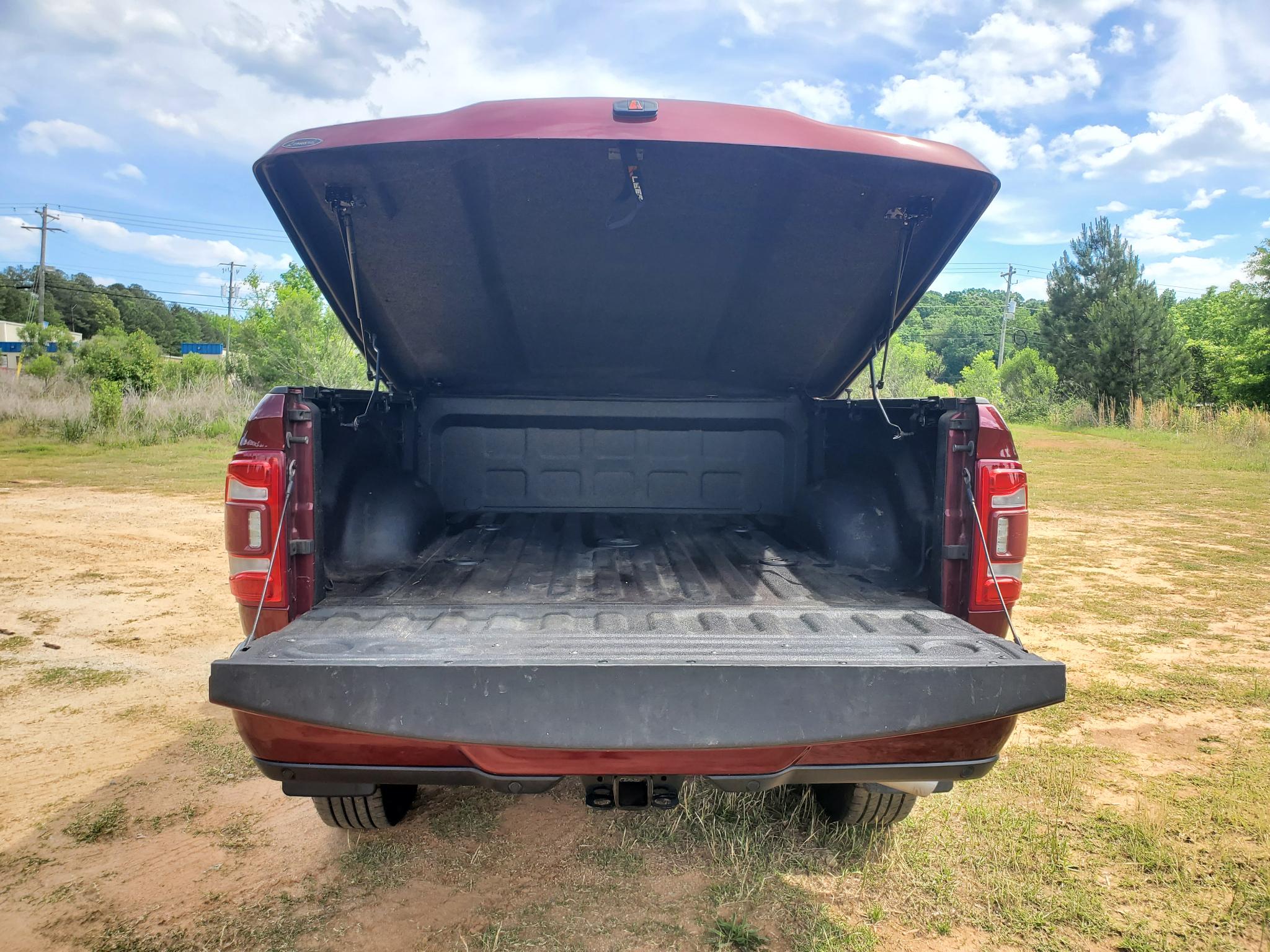 RAM 2500 Laramie 4x4 Crew Cab 6'4" Box 2019