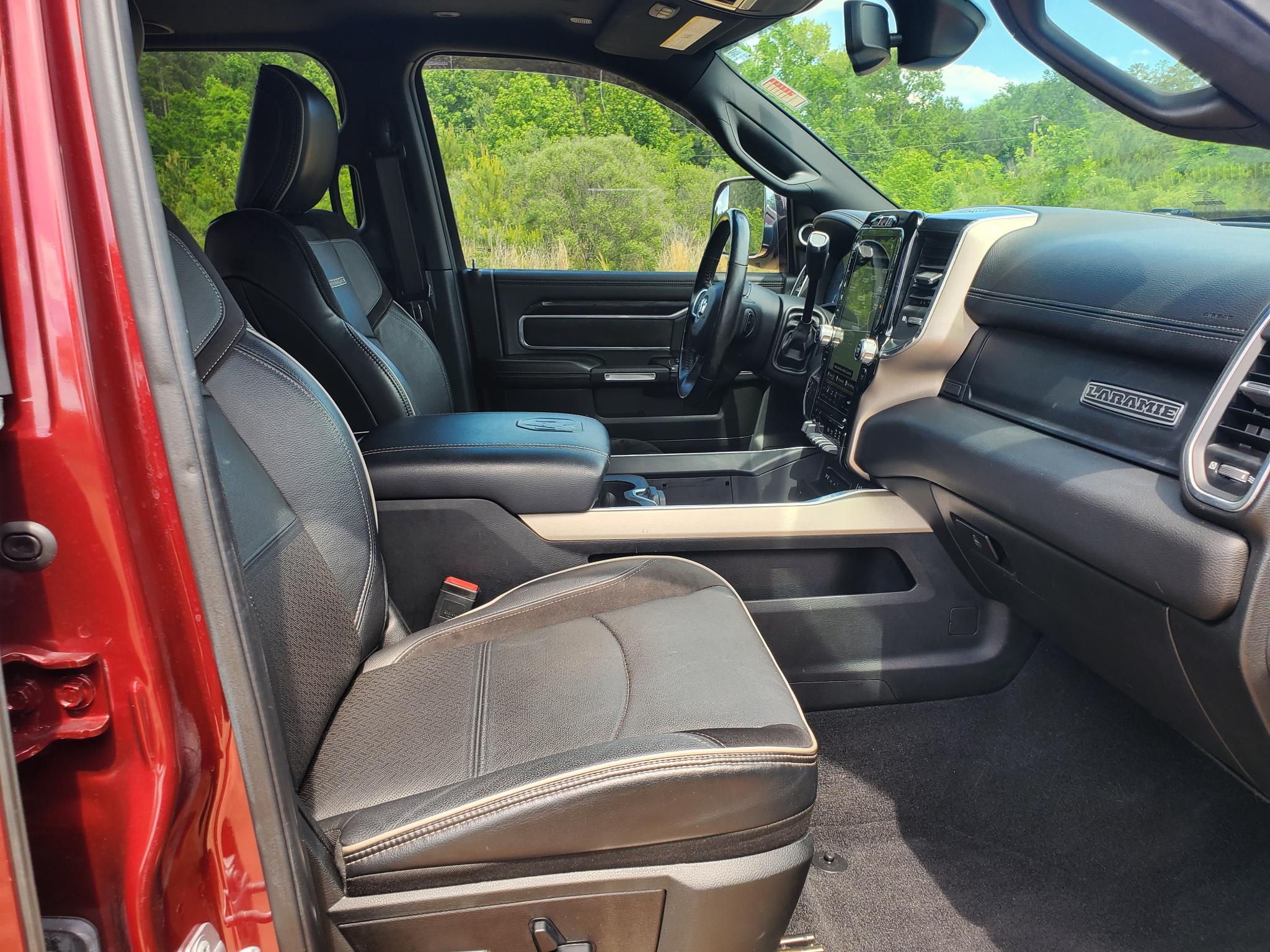 RAM 2500 Laramie 4x4 Crew Cab 6'4" Box 2019