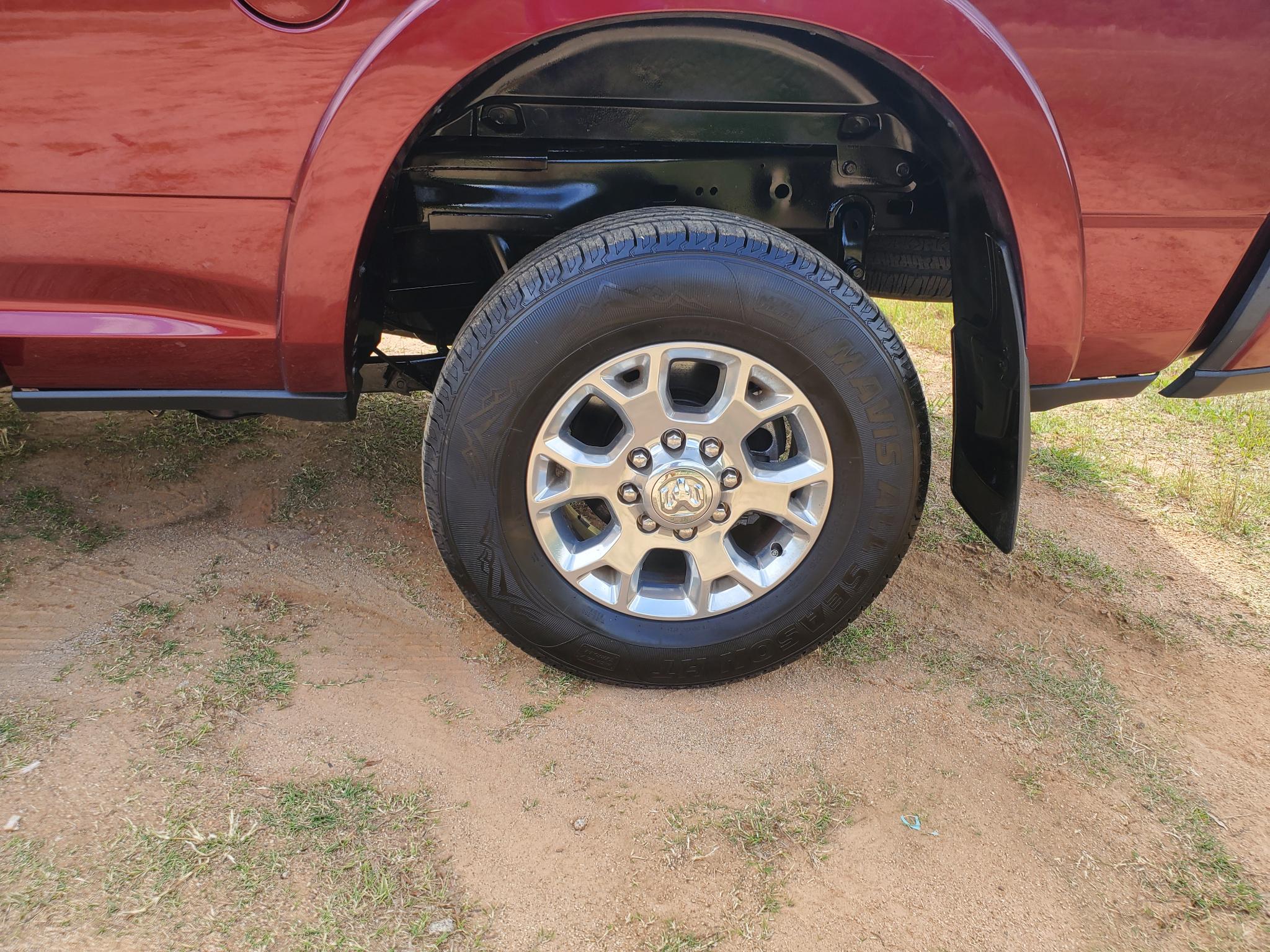 RAM 2500 Laramie 4x4 Crew Cab 6'4" Box 2019