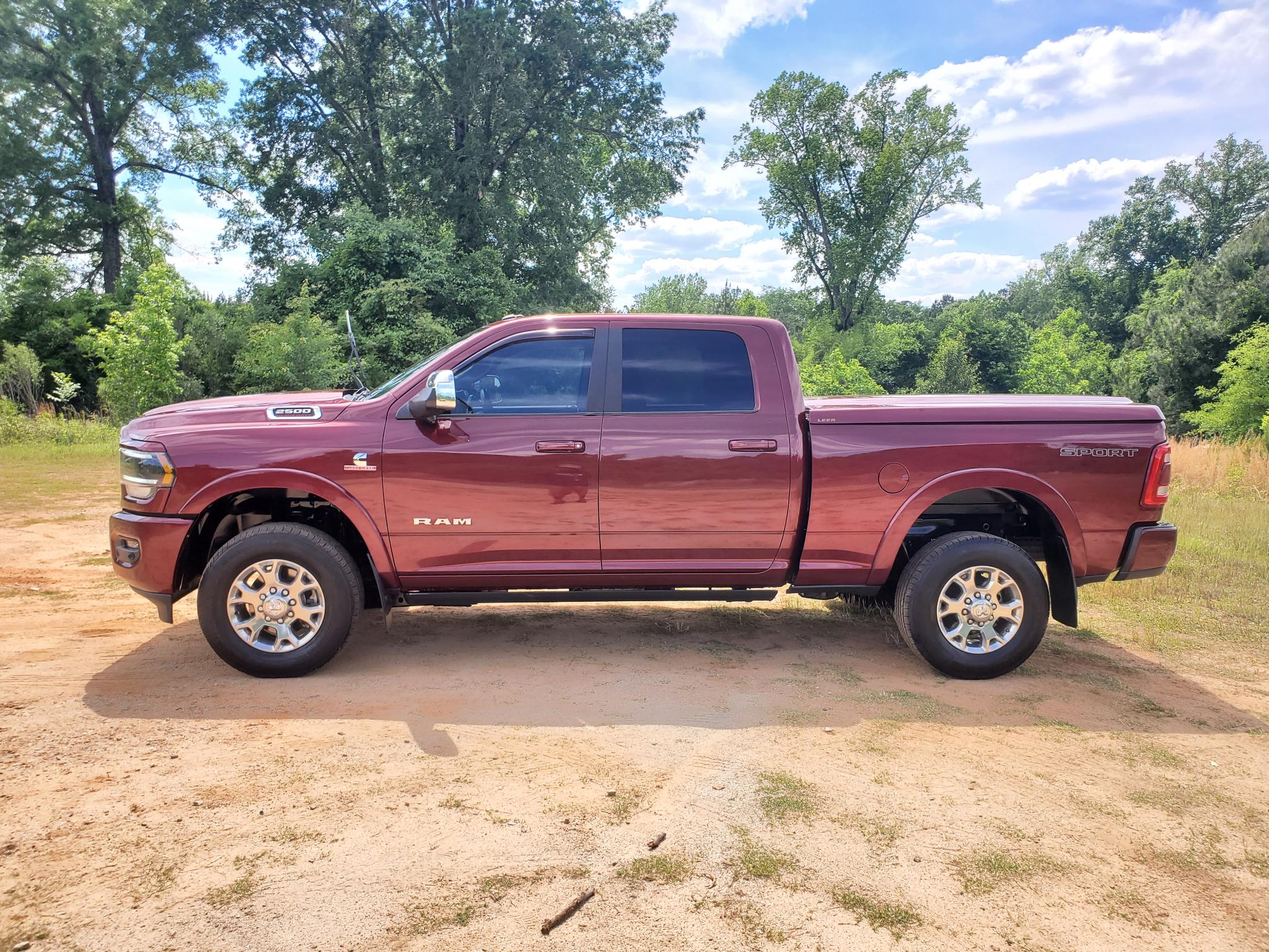 RAM 2500 Laramie 4x4 Crew Cab 6'4" Box 2019
