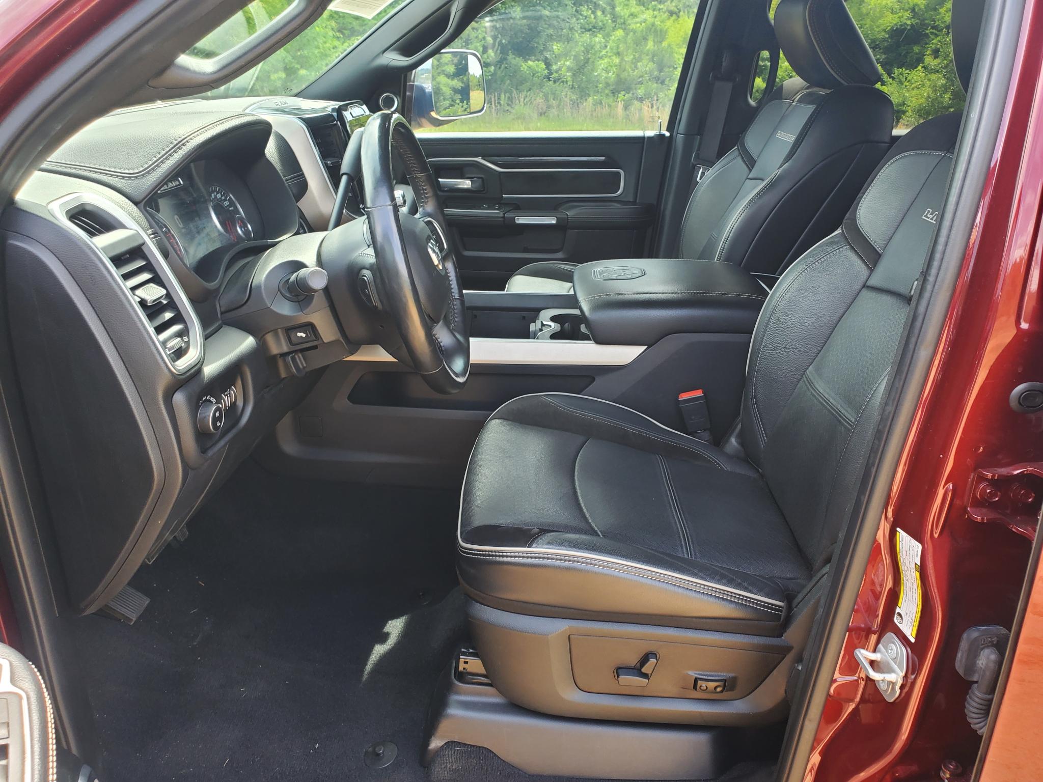 RAM 2500 Laramie 4x4 Crew Cab 6'4" Box 2019