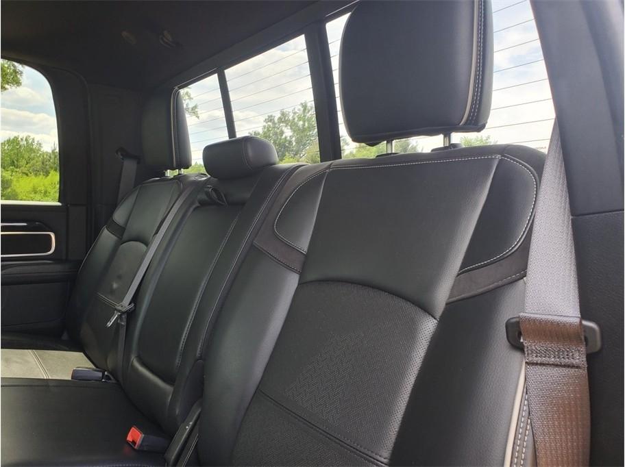 RAM 2500 Laramie 4x4 Crew Cab 6'4" Box 2019