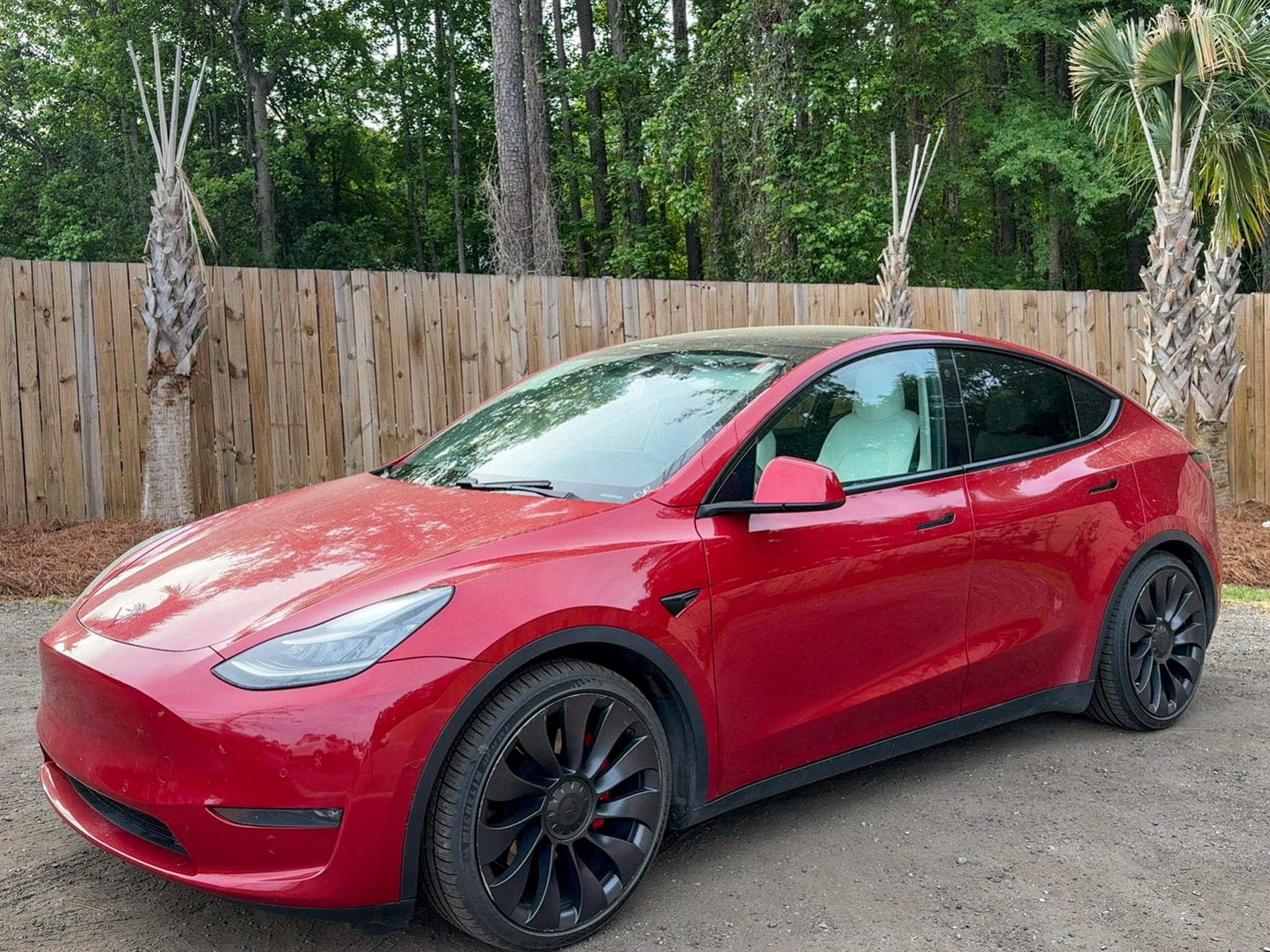 2021 Tesla Model Y Performance Dual Motor All-Wheel Drive's photo