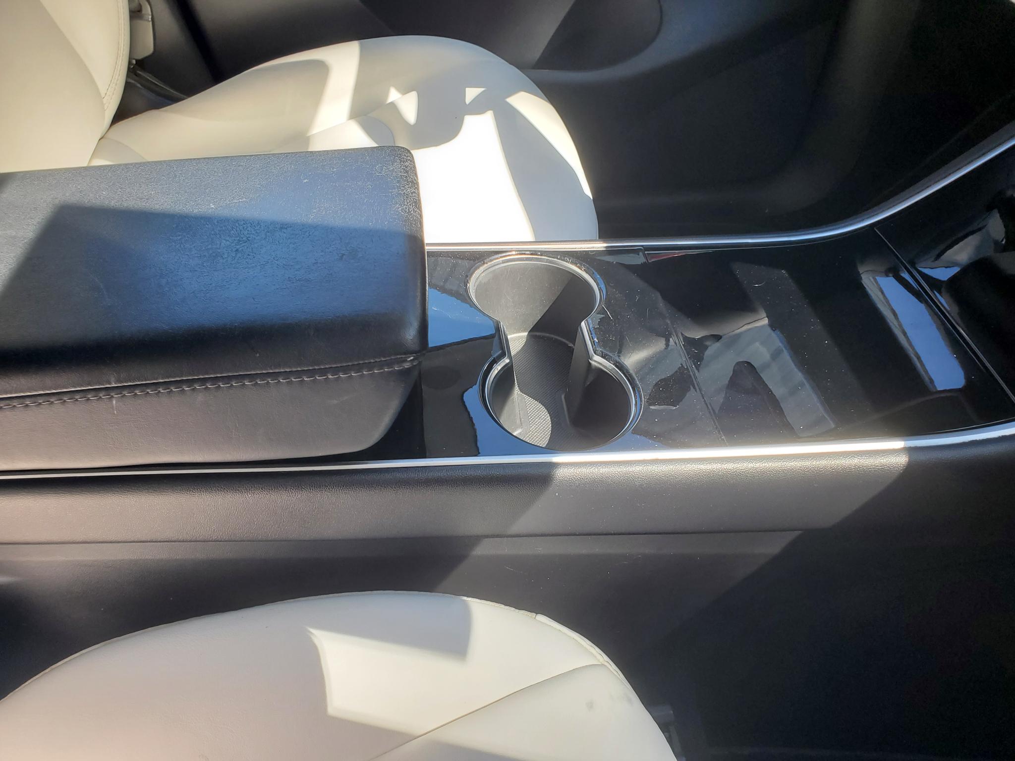 Tesla Model Y Performance AWD 2021