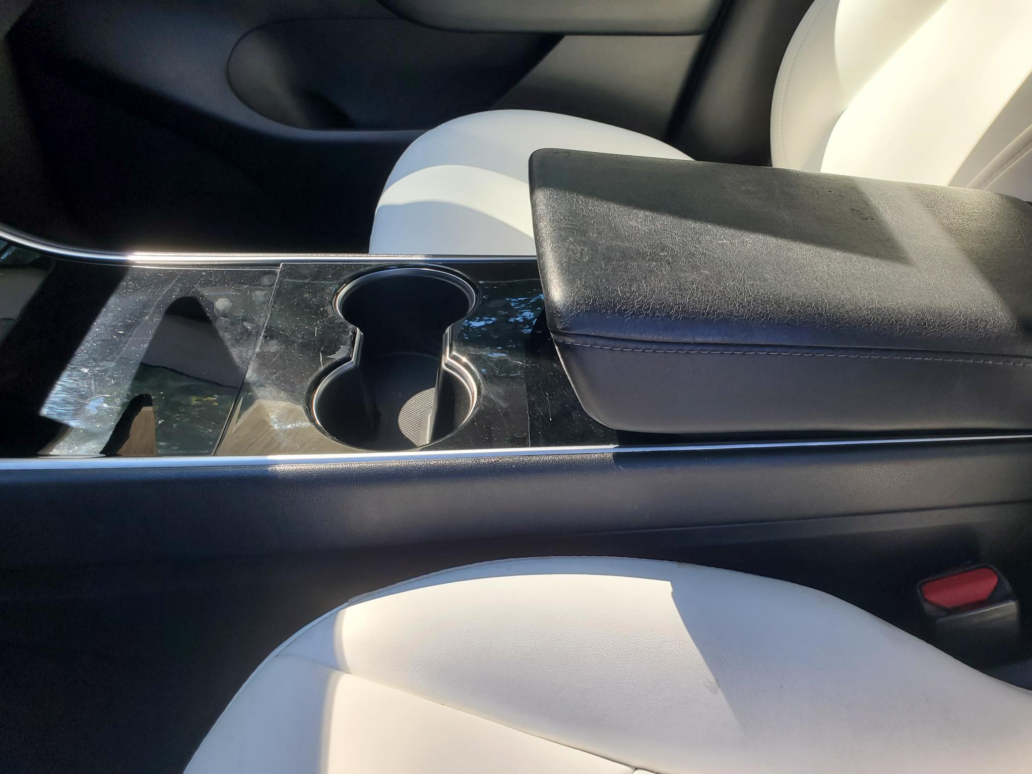 Tesla Model Y Performance AWD 2021