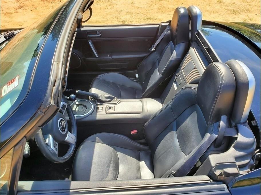 Mazda MX-5 Miata  2010