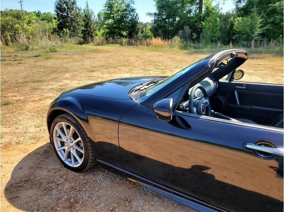 Mazda MX-5 Miata  2010