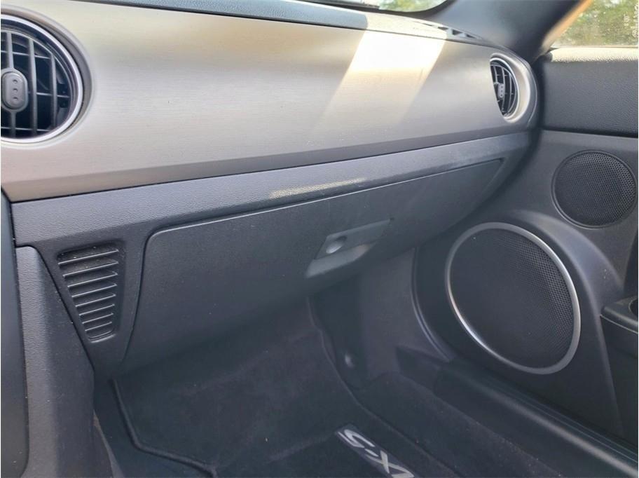 Mazda MX-5 Miata  2010