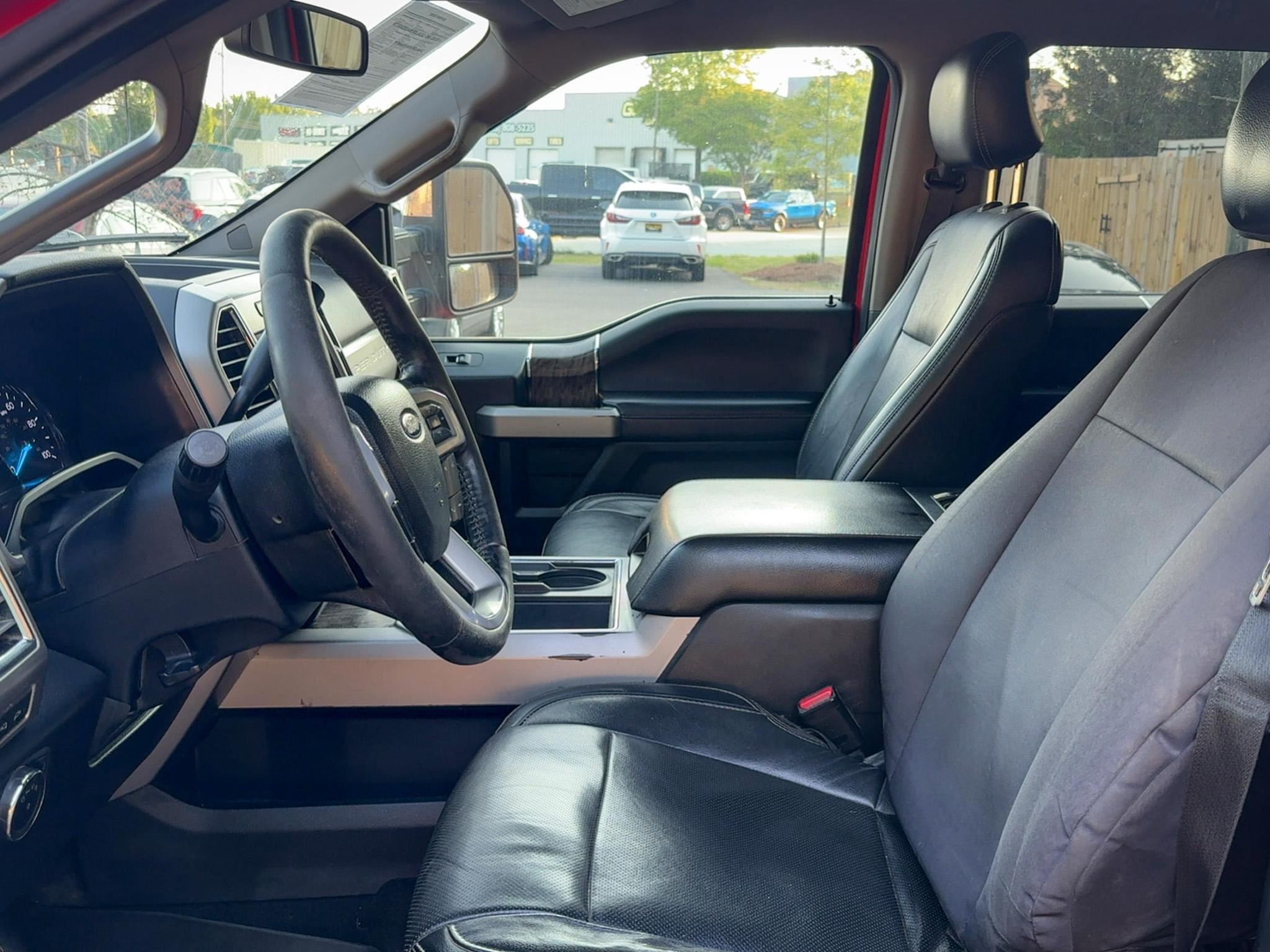 Ford Super Duty F-350 SRW  2017