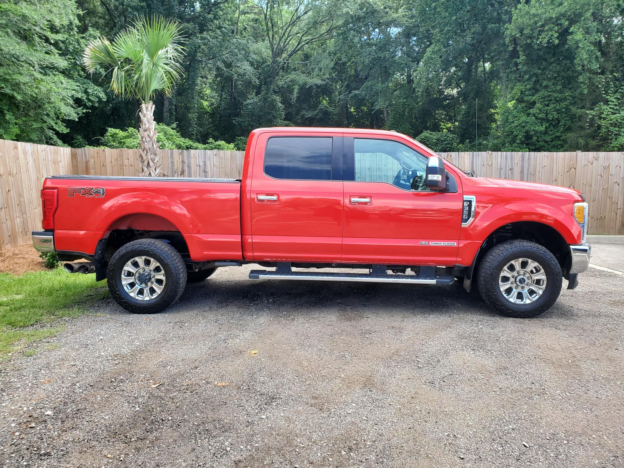 Ford Super Duty F-350 SRW  2017