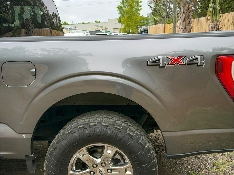Ford F-150  2021