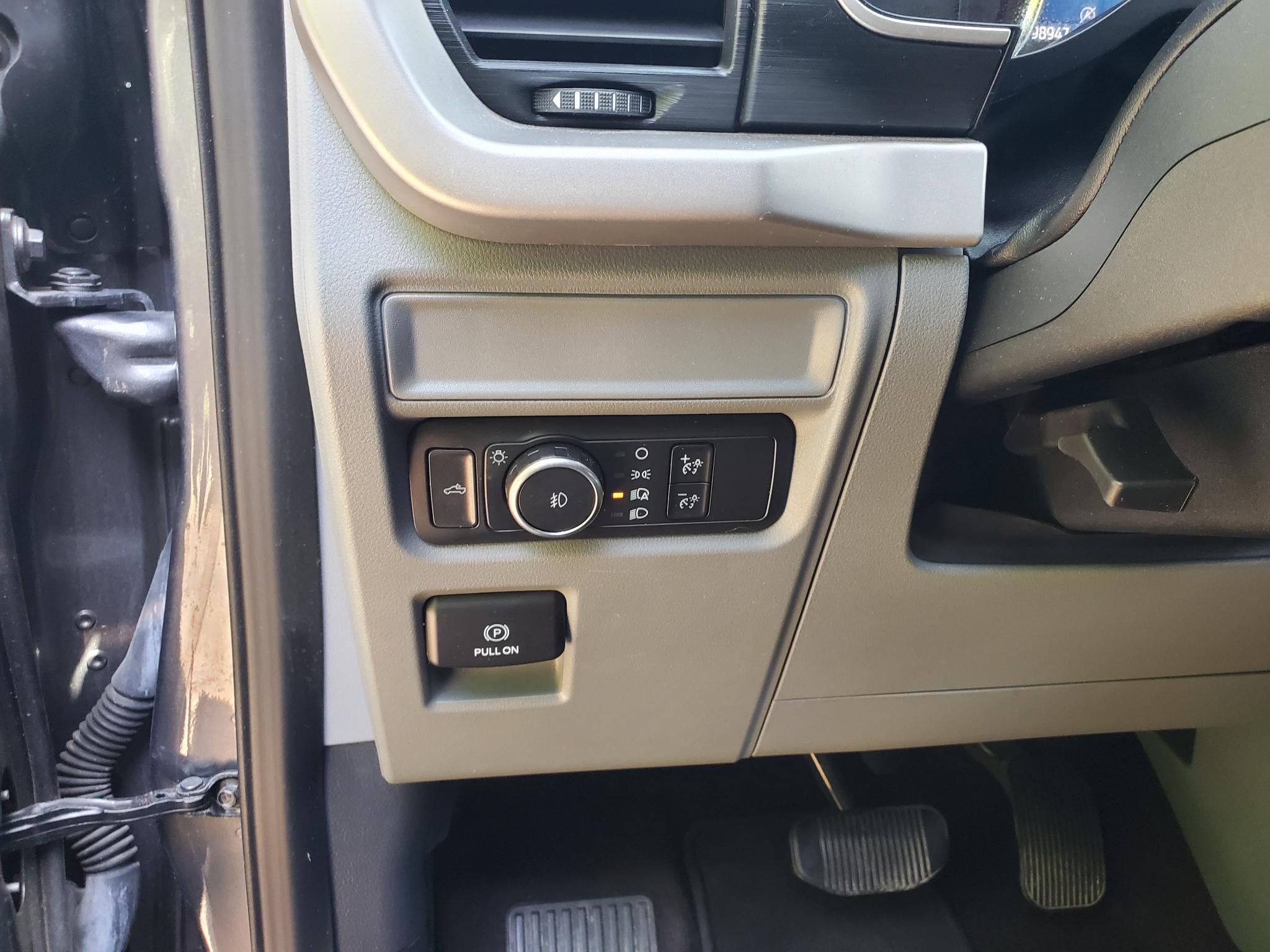 Ford F-150  2021