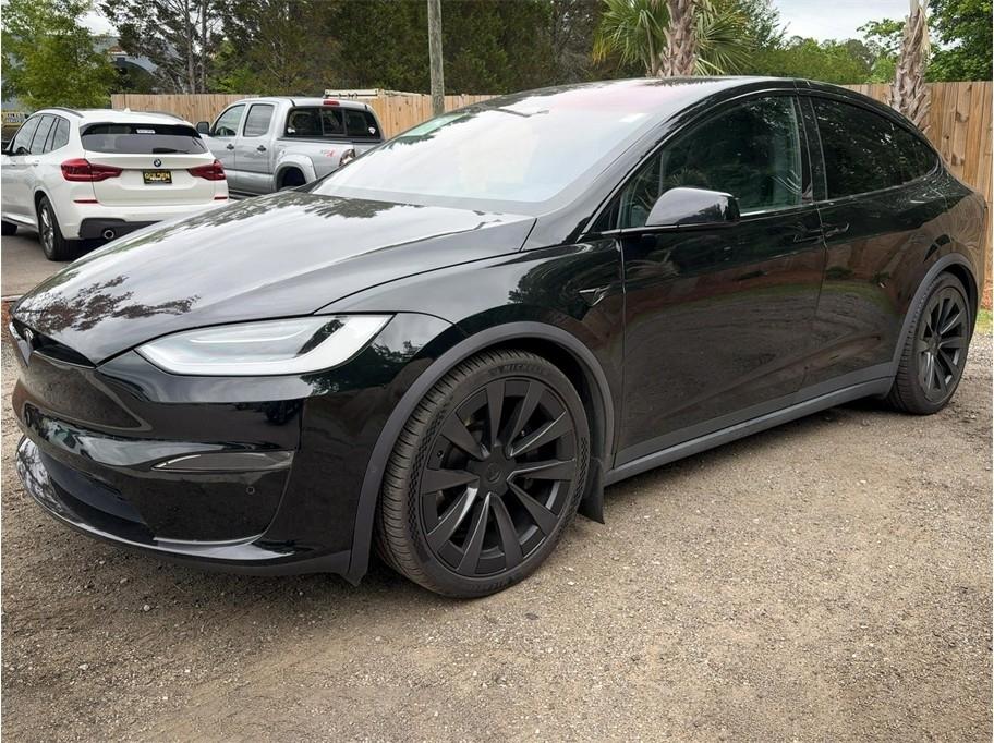 Tesla Model X  2022