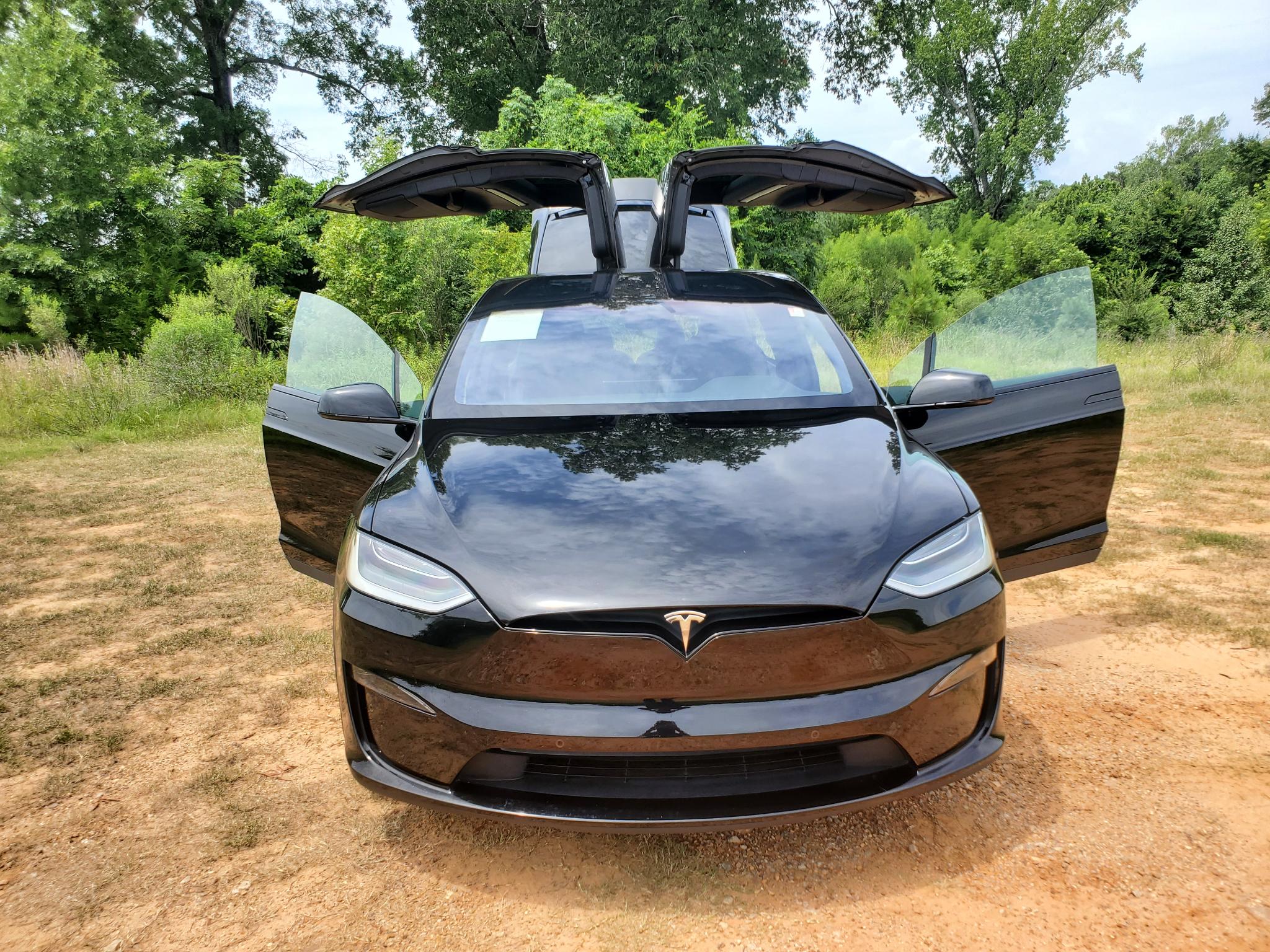 Tesla Model X  2022